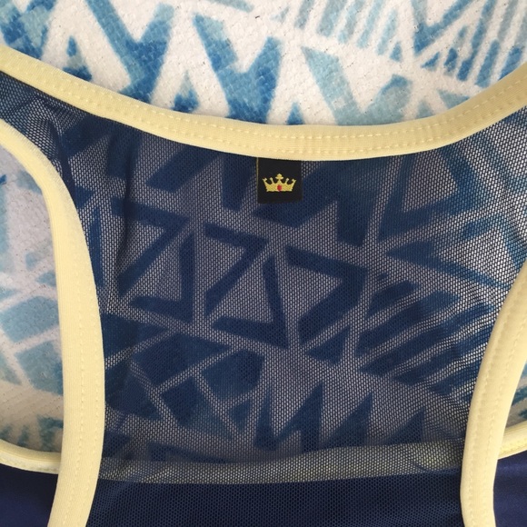 Mariia Crop Top - Picture 4 of 6